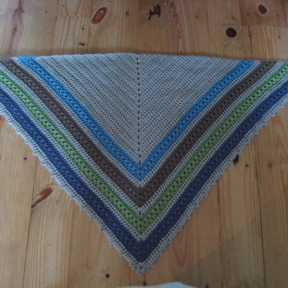 Hand Knit Triangle Shawl / Tan, Green, Blue & Brown - Large shoulder wrap - NEW - Picture 6 of 7